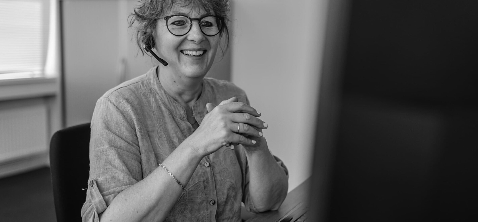 Rieta aan het bellen - SecPro